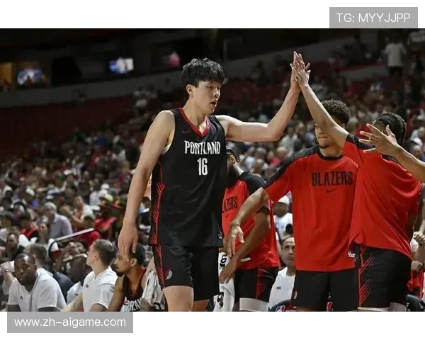 青岛94-83胜上海,杨瀚森贡献15分10篮板8助攻5盖帽 青岛94-83胜上海,杨瀚森贡献15分10篮板8助攻5盖帽